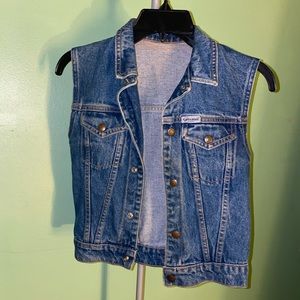 Sleeveless Jean Jacket